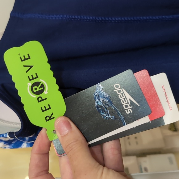 Speedo swimsuit - Picture 5 of 9